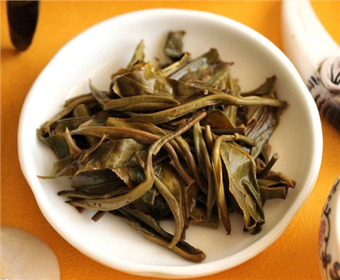 中吉号古树茶 - 茶王之邦崴2012